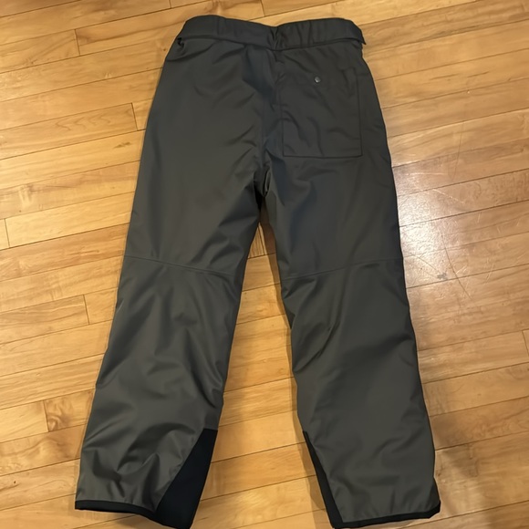 The North Face Snow pants. Boys’ 12, Large. Dark green. - Picture 2 of 3